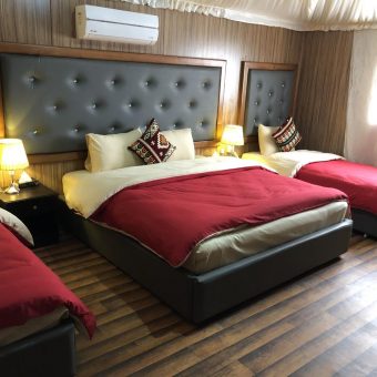 Sharah Luxury Camp